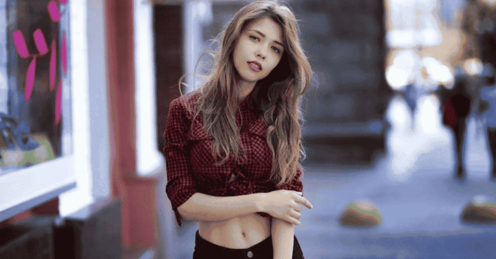 mila azul age
